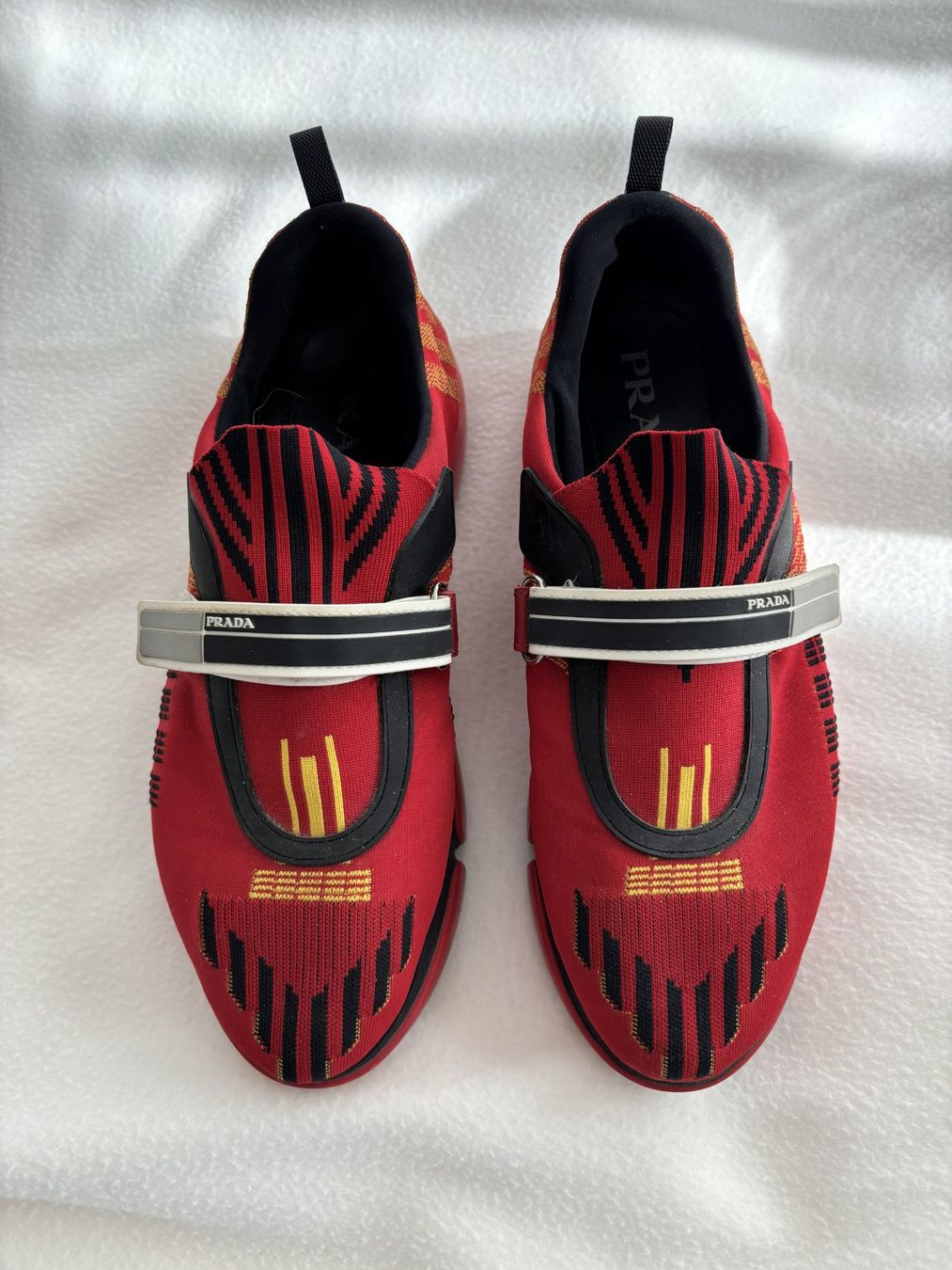 Scarpe da donna: Prada Sneakers, Rot, Grösse 40 – Usato da Binningen venduto da wici