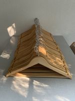 Kleiderbügel aus Holz