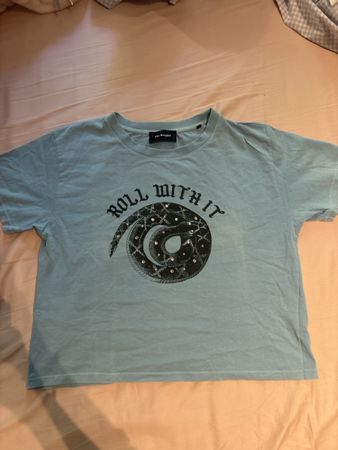 T-Shirt The Kooples bleu imprimé serpent taille M bon état