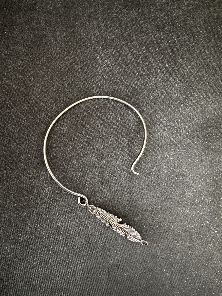 Bracciali & Braccialetti: Armreif mit Federmotiv – Usato da Zürich venduto da sgy_yv62 2
