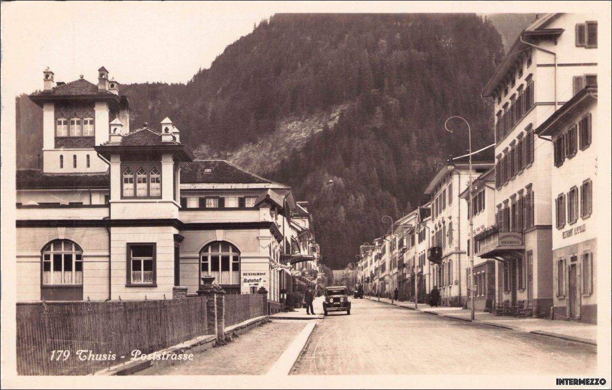 Ansichtskarten: Thusis GR // 1939 Poststrasse Oldtimer // Altes Auto – Gebraucht aus Basel von intermezzo12