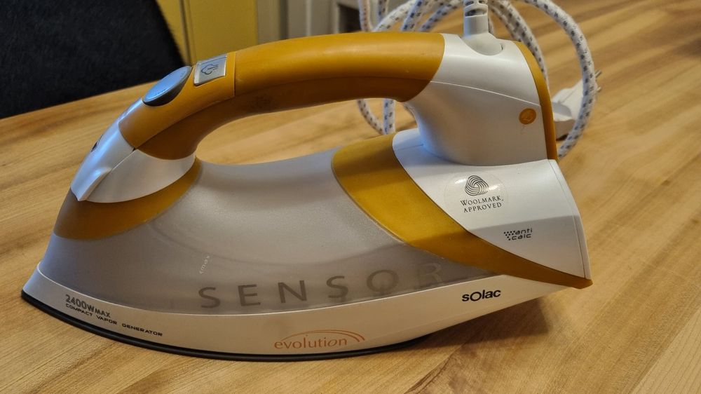 Bügeleisen Dampfbügeleisen Solac Sensor Evolution | Kaufen auf Ricardo
