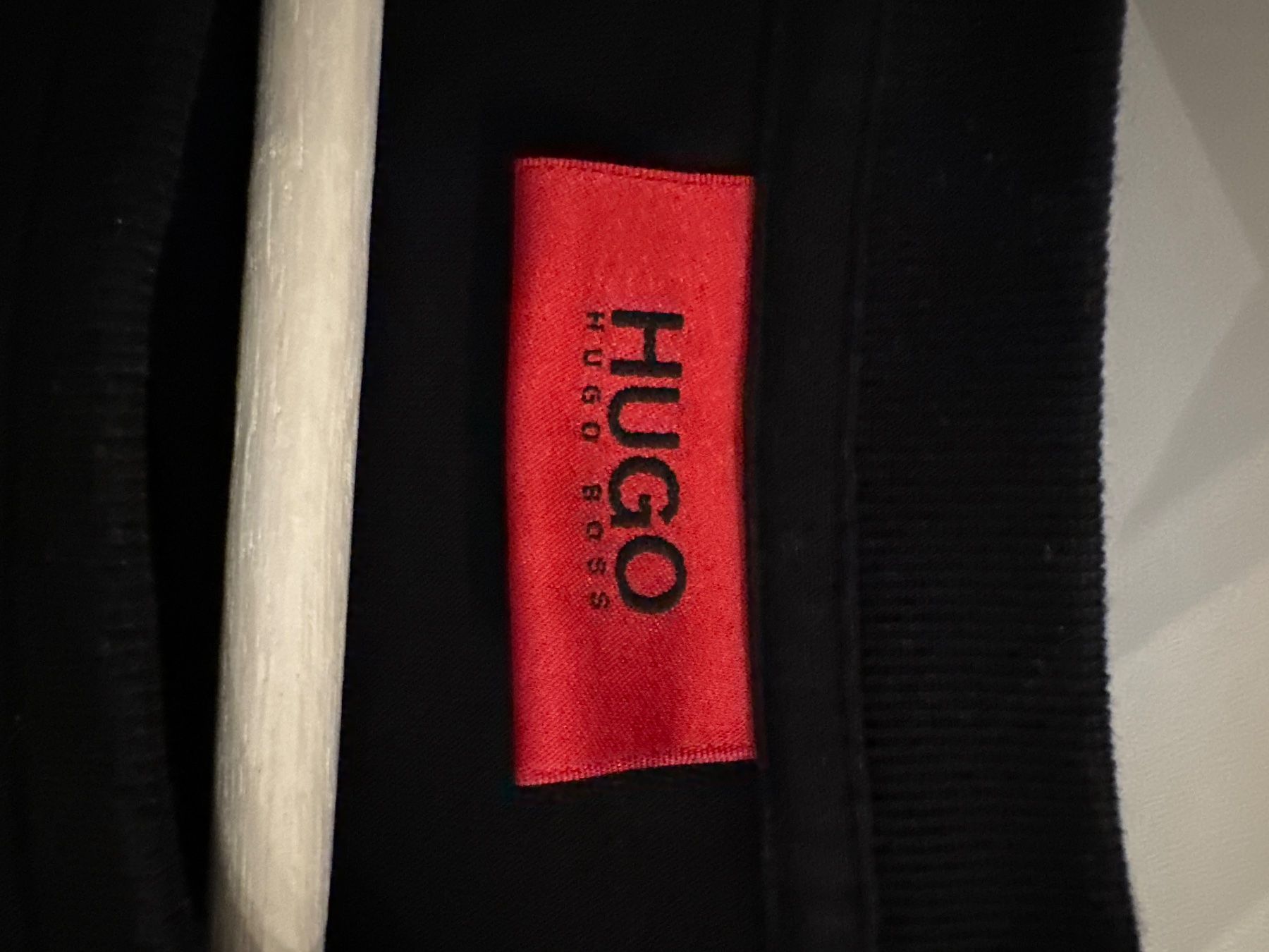 Hugo Boss Maglioni & Felpe: Schöner Hugo Boss Pullover – Usato da Zürich venduto da L_12 1