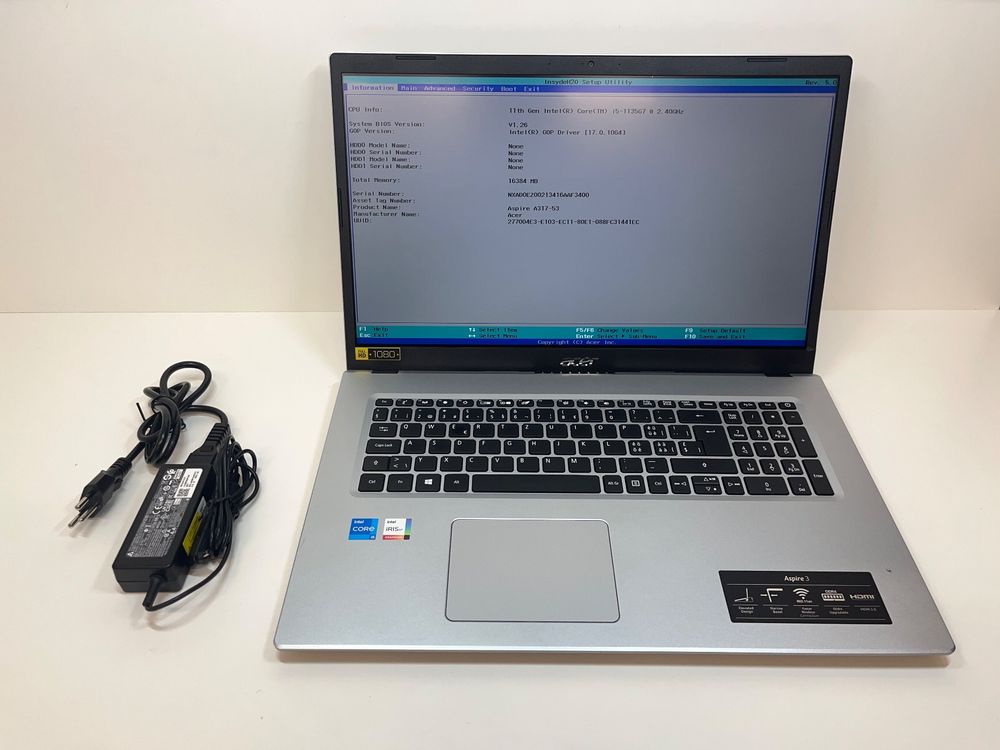 Notebook 17.3" Acer Aspire A317-53, Core i5 - DEFEKT | Kaufen auf Ricardo
