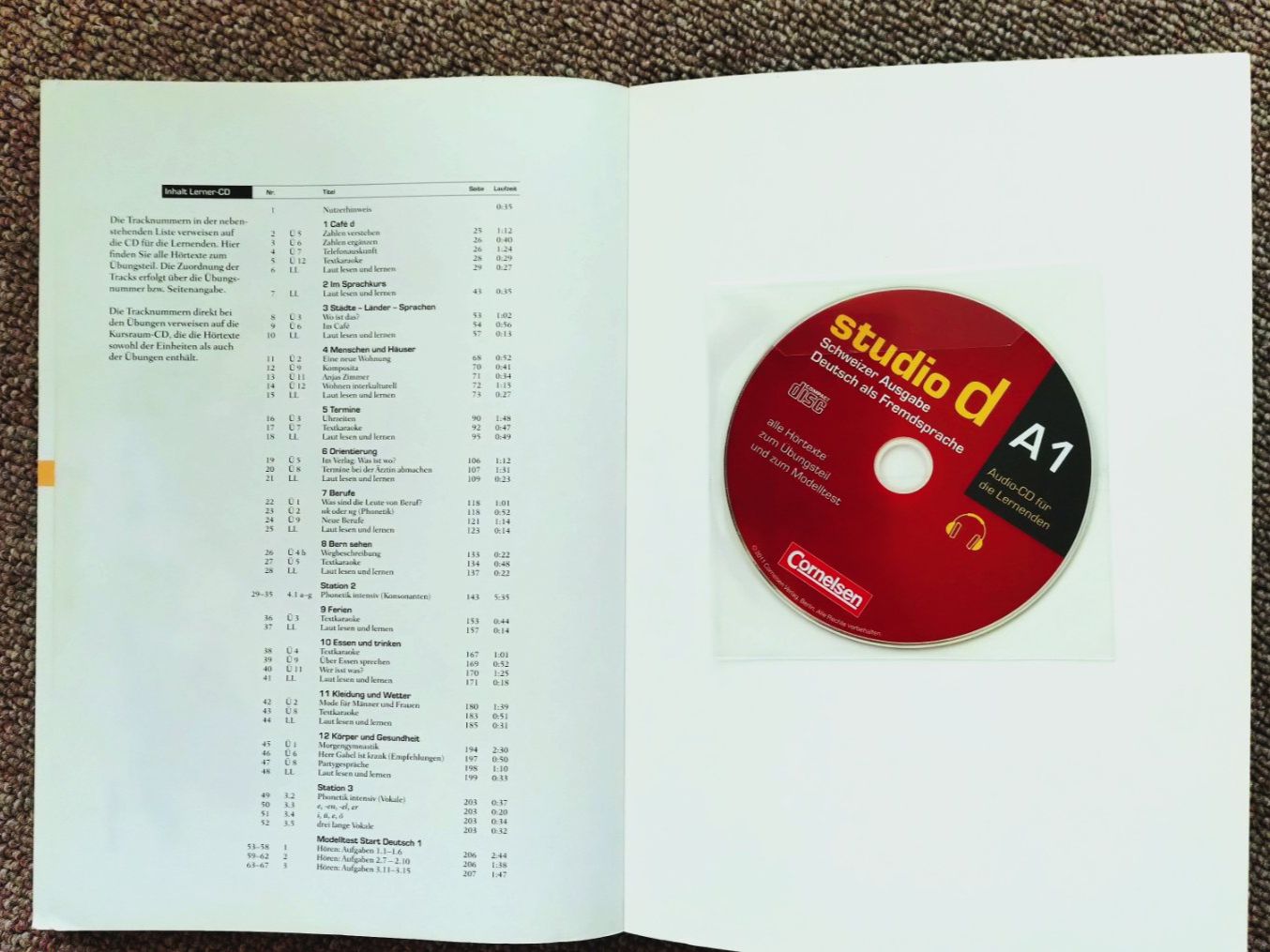 Bücher: Studio d A1, Deutsch-Kurs, CH Ausgabe 2013 + CD – Gebraucht aus Uster von Junipa 5