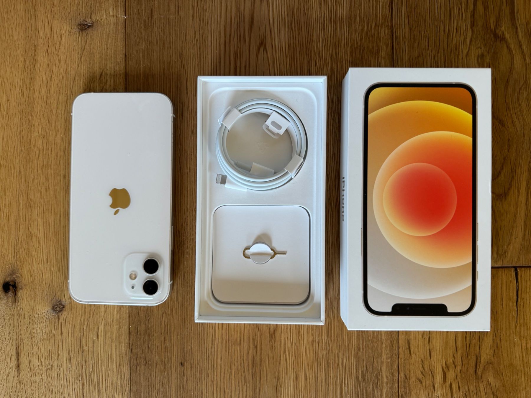 Apple Handys / Smartphones: Iphone 12 White 128GB – Gebraucht aus Schüpfheim von