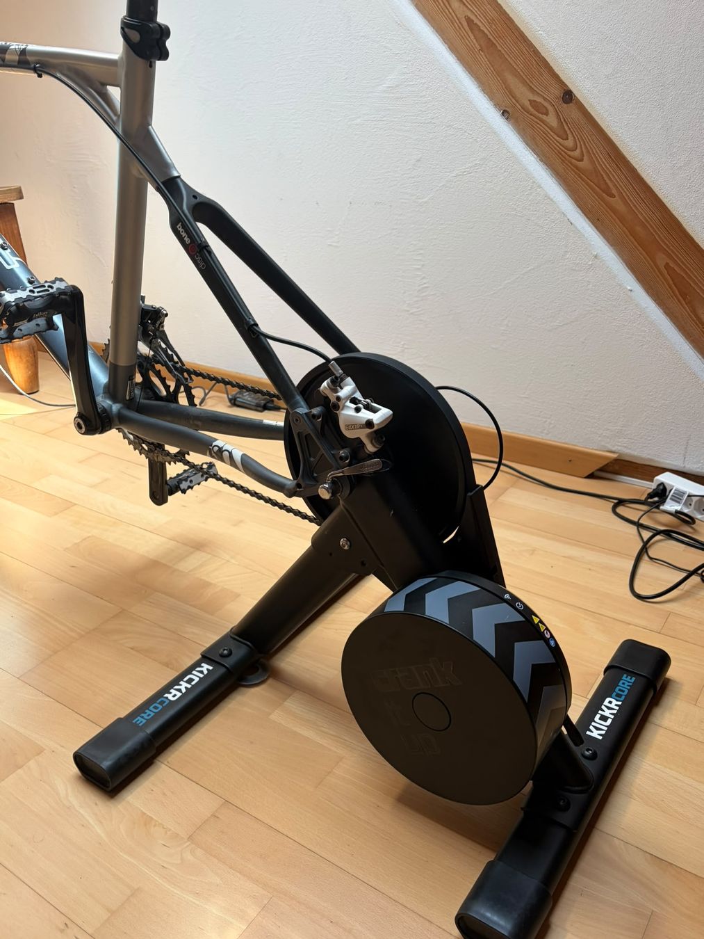 Wahoo Vélos d'appartement: Wahoo kickr core 2 – D'occasion à Kloten par techni