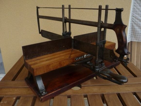 Scie à Onglet ULMIA 352, Manuelle, Pour Travaux De Précision, Occasion