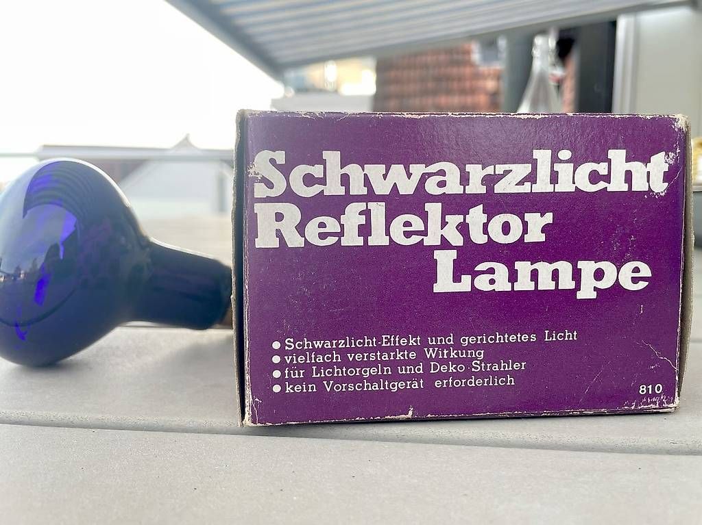 Lampade: Schwarzlicht Reflektorlampe 75W E27 Vintage – Usato da Niedergösgen venduto da horvart