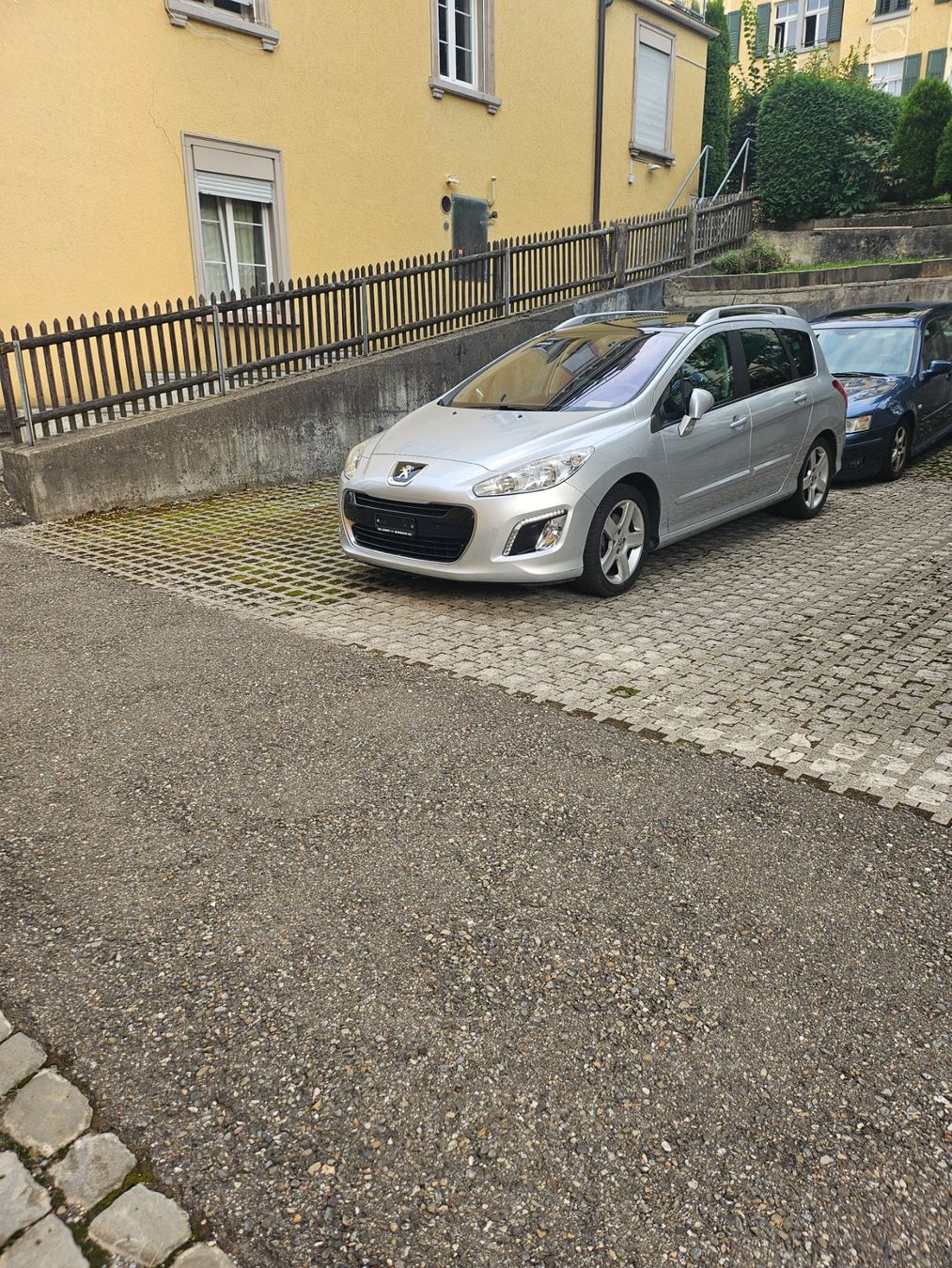 Peugeot Automobili: peogeot 308 SW Kombi – Usato da St. Gallen venduto da Audi-sq5 7
