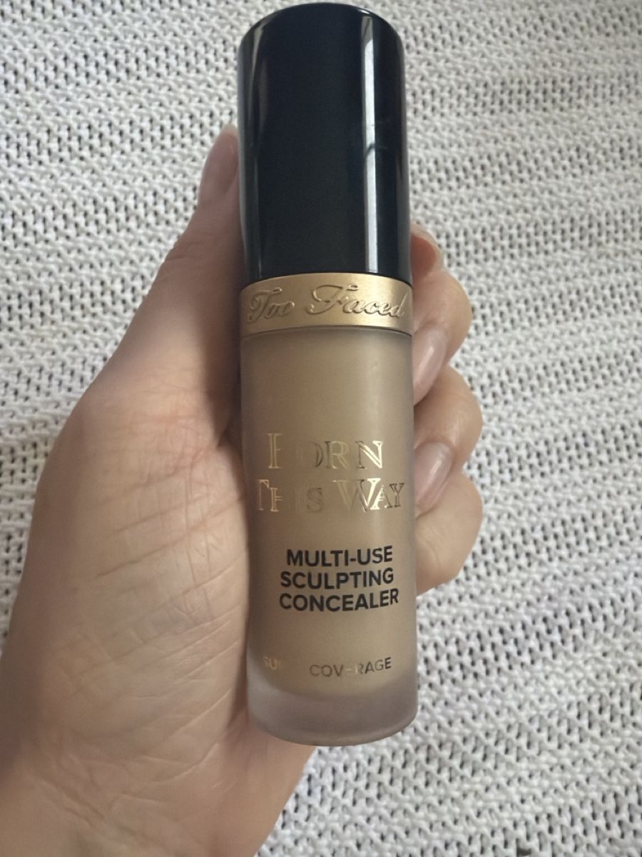 Make-up: Born this way multi use sculpting concealer  – Nuovo (secondo la descrizione) da Zug venduto da wwwx