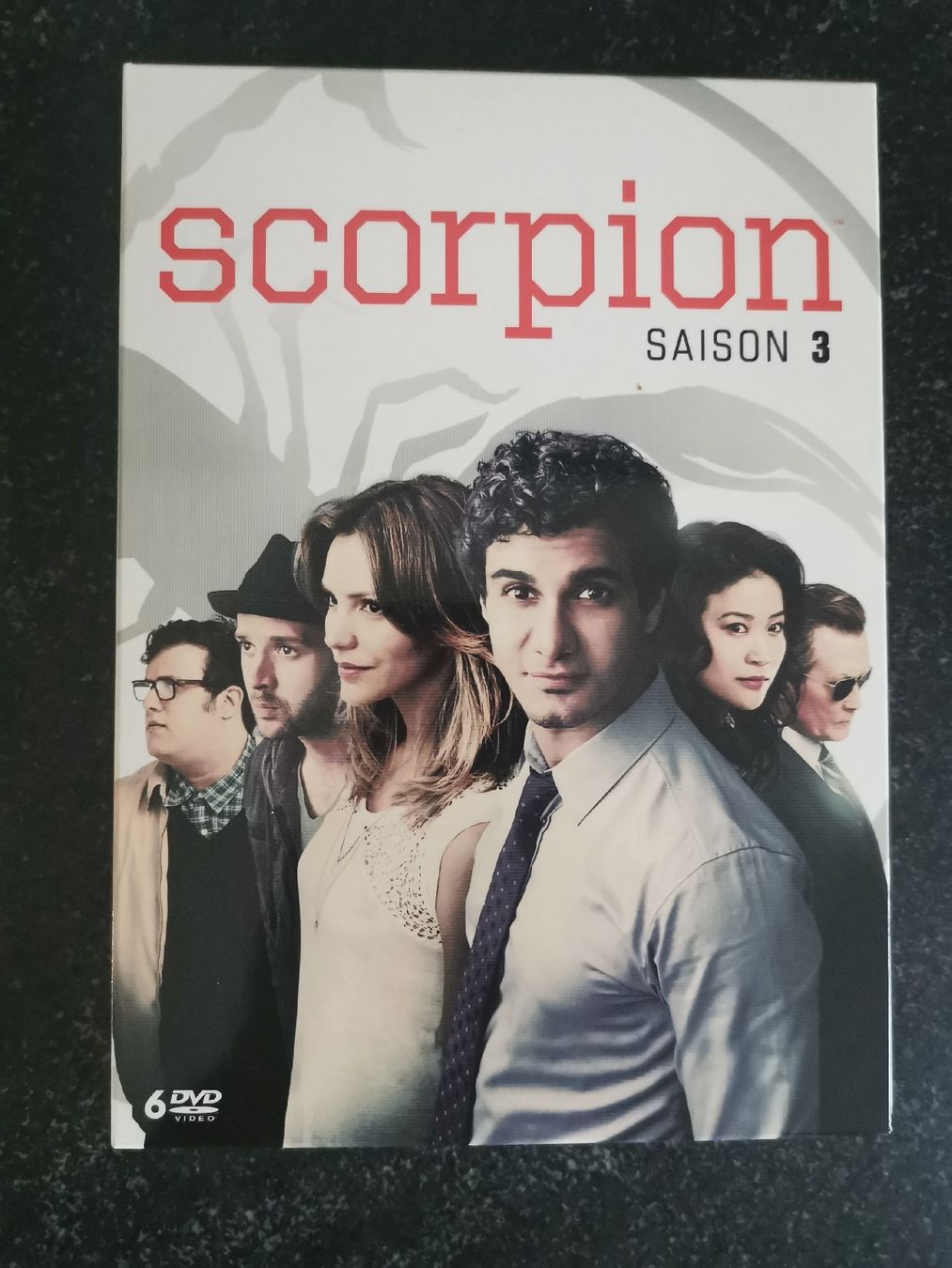 Tutti i DVDs: SCORPION SAISON 3 – Nuovo (secondo la descrizione) da Genève venduto da abba74