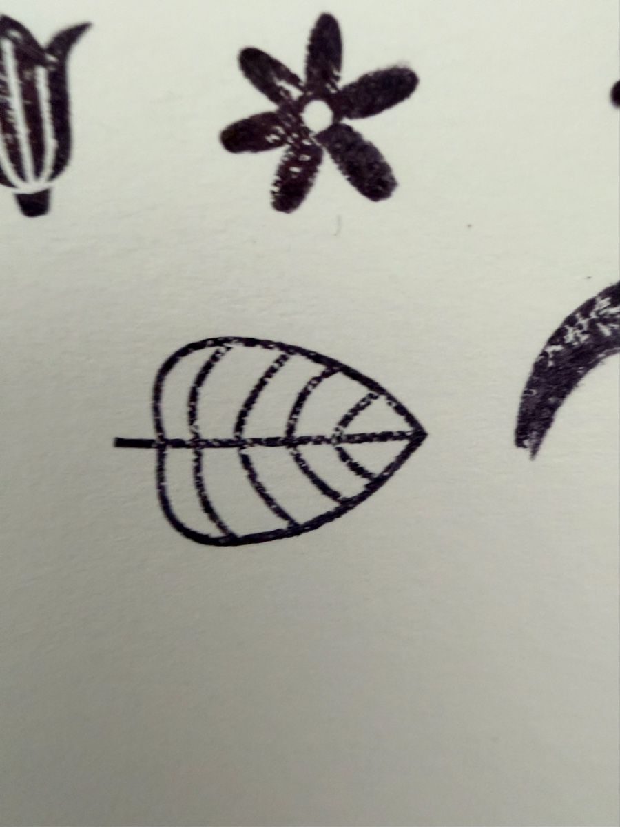Timbri: Rubber stamp: leaf – Usato da Thun venduto da dar_fz6y