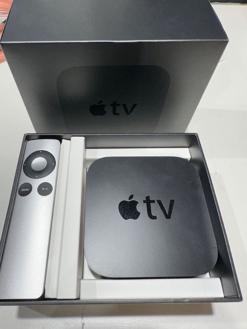 Apple Lettore multimediale & Streamer: Apple – Usato da Reinach BL venduto da Tropic_Paradise