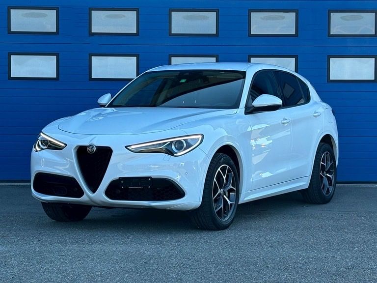 Alfa Romeo Automobili: Alfa Romeo Stelvio Top Zustand – Usato da Münchwilen TG venduto da wiolusia2