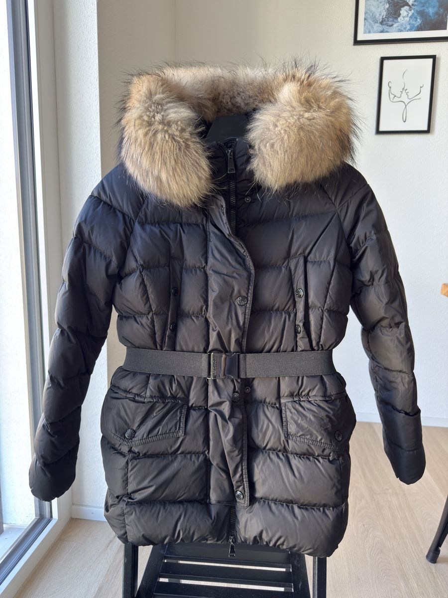 Moncler Giacche: Moncler Damenjacke – Usato da Pfäffikon ZH venduto da C.Cs 1