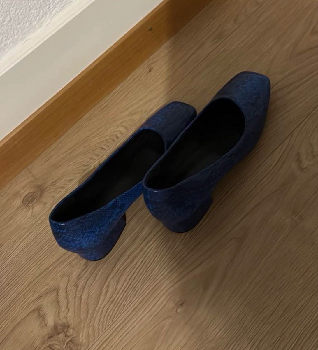 Scarpe da donna: Ballerines élégantes bleu marine - taille 37 – Nuovo (secondo la descrizione) da Belmont-Lausanne venduto da Michelle_Srdr_ 1