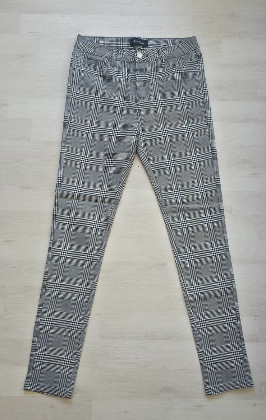 Pantaloni: Karo-Hose Stretch Gr. 38 – Usato da Wolfhalden venduto da san_xwp6