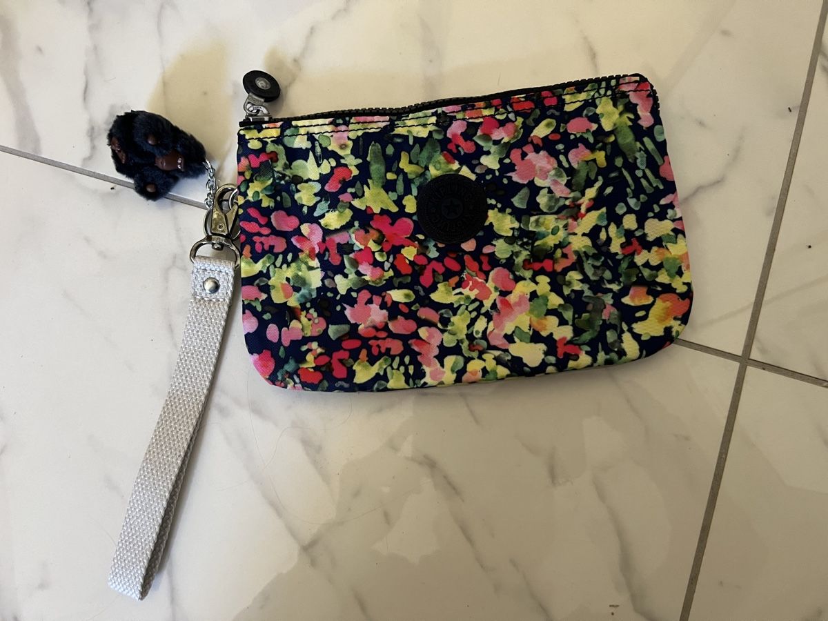Kipling Borse da donna: Kipling Etui, kipling pochette – Nuovo (secondo la descrizione) da COLOGNY venduto da fleurdelys84