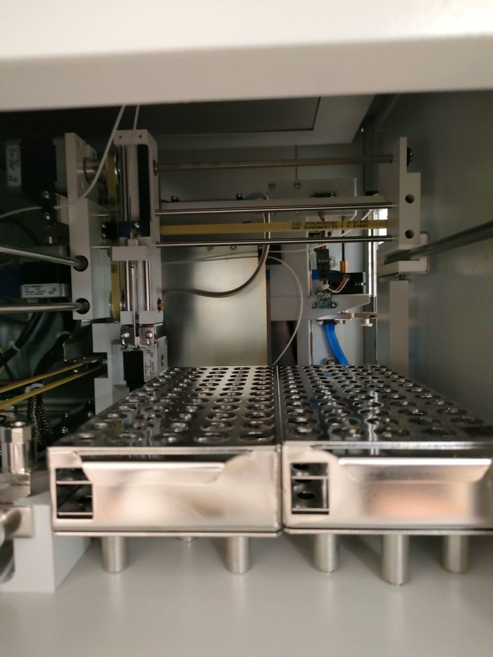 Accessori da laboratorio: Viscotek TDA 305 GPCmax Ve 2001 – Usato da Niederdorf venduto da LeptonAG_Labor 5