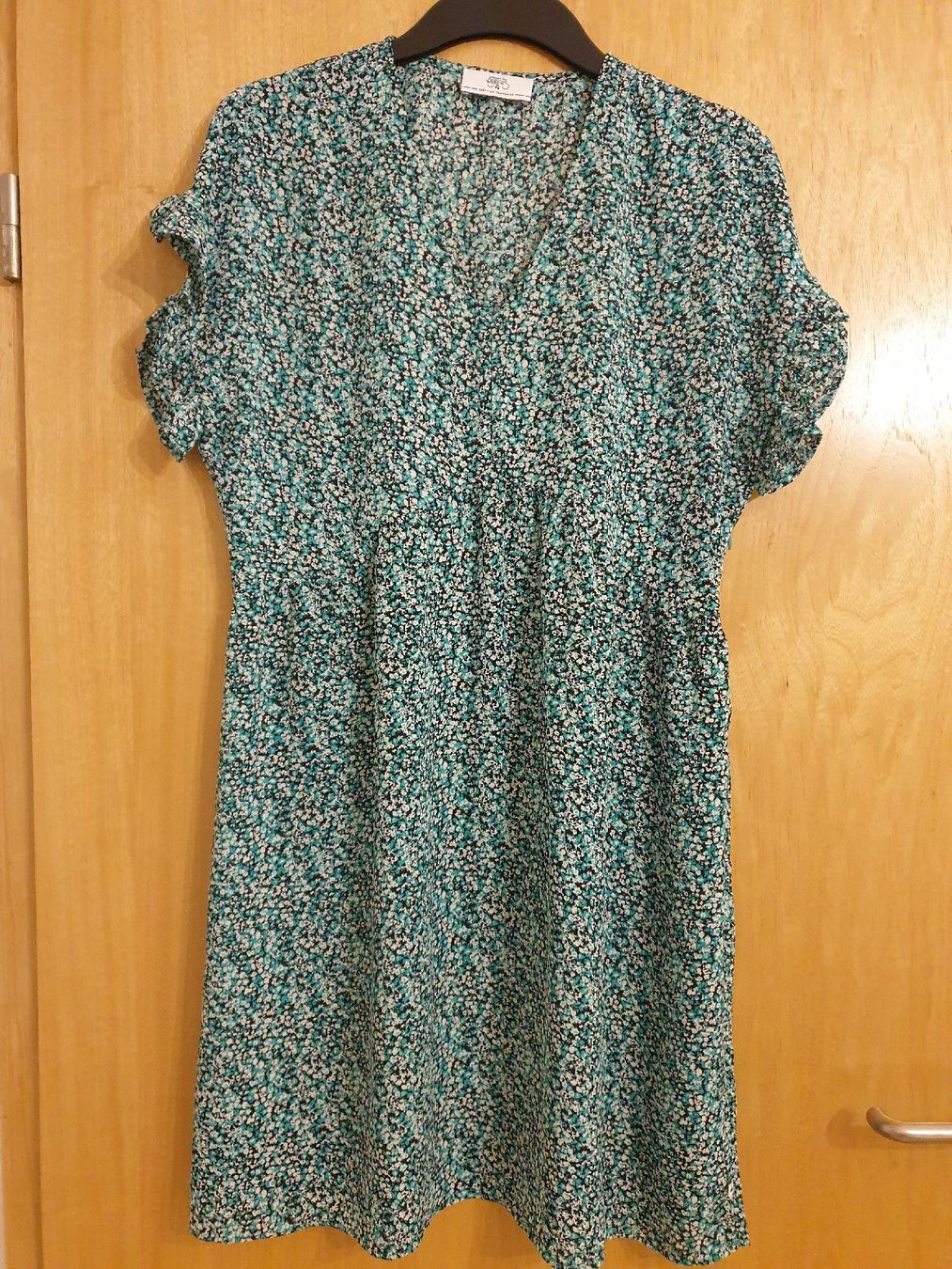 Le Temps Des Cerises Kleider: Robe d'été, 38, polyester, Le temps des cerises – Gebraucht aus Neuchâtel von Verenas12