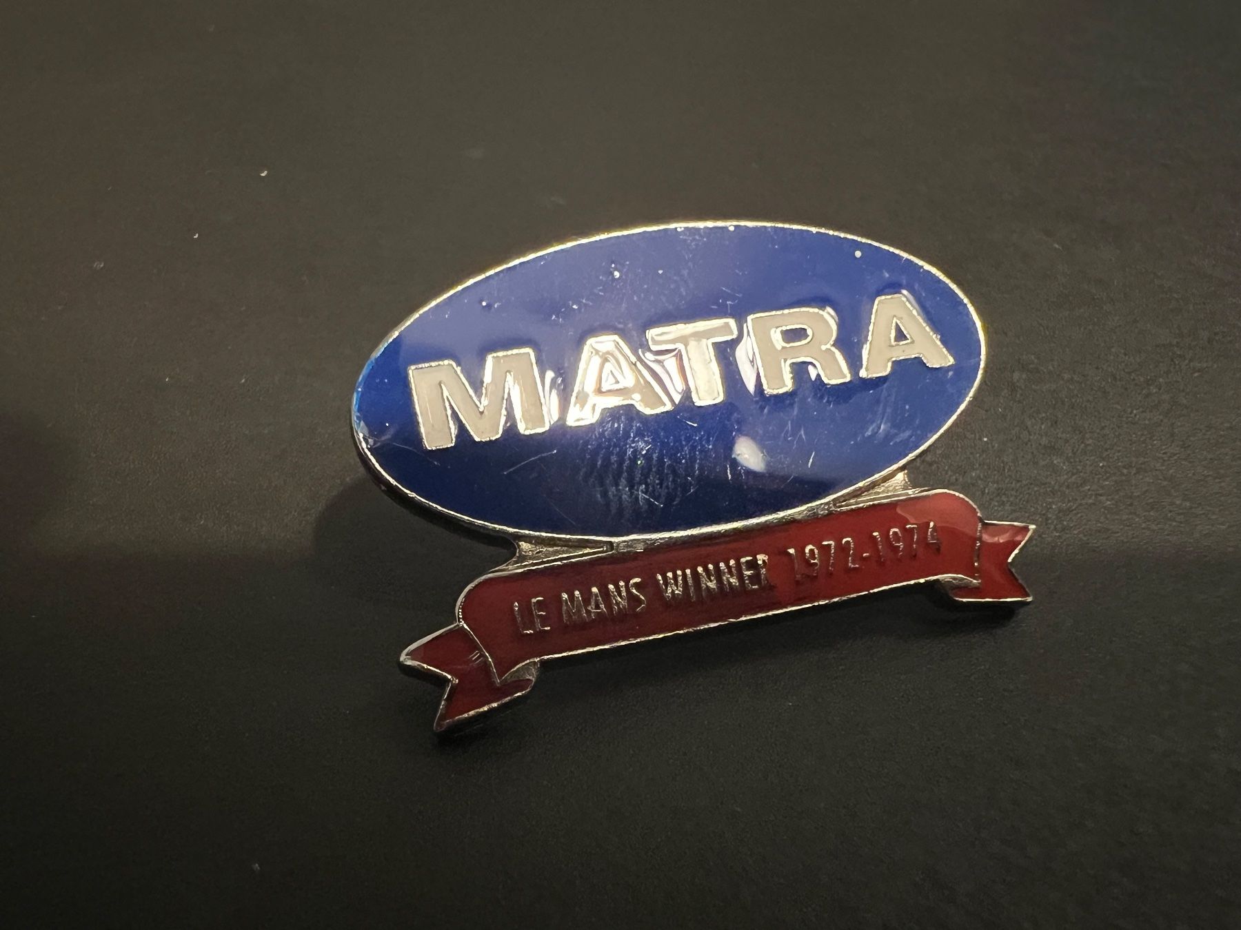 Placchette & Badge: Pin Rennauto Marke Auto Matra – Usato da Galgenen venduto da rub_f6kh