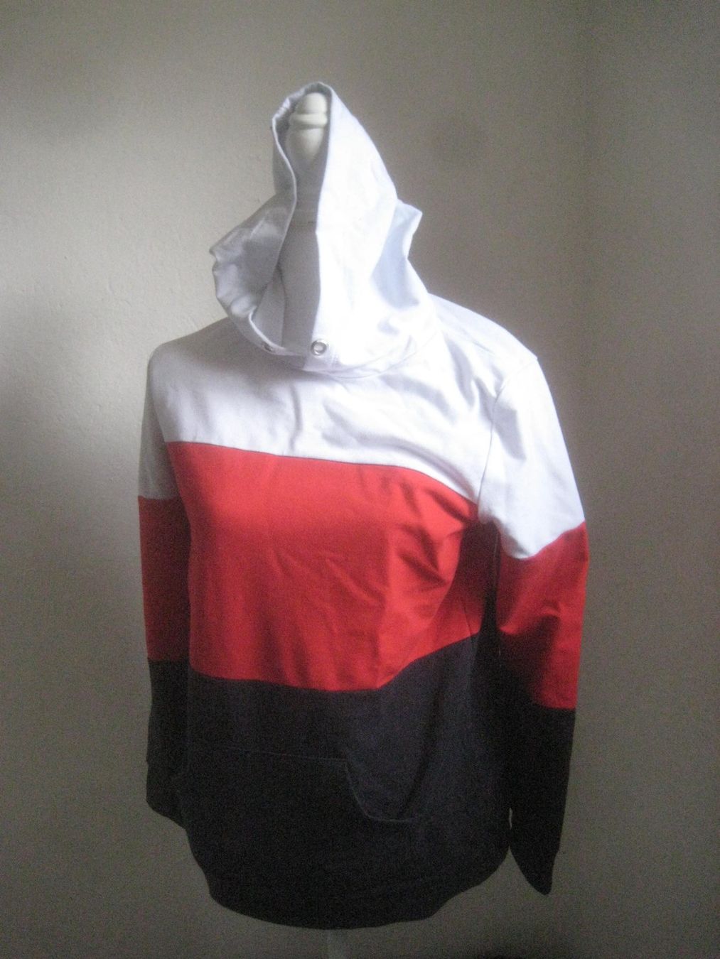 Maglioni & Felpe: KNABEN   ODER    MÄDCHEN    KAPUTZEN   PULLOVER – Usato da Uster venduto da flocke1 2