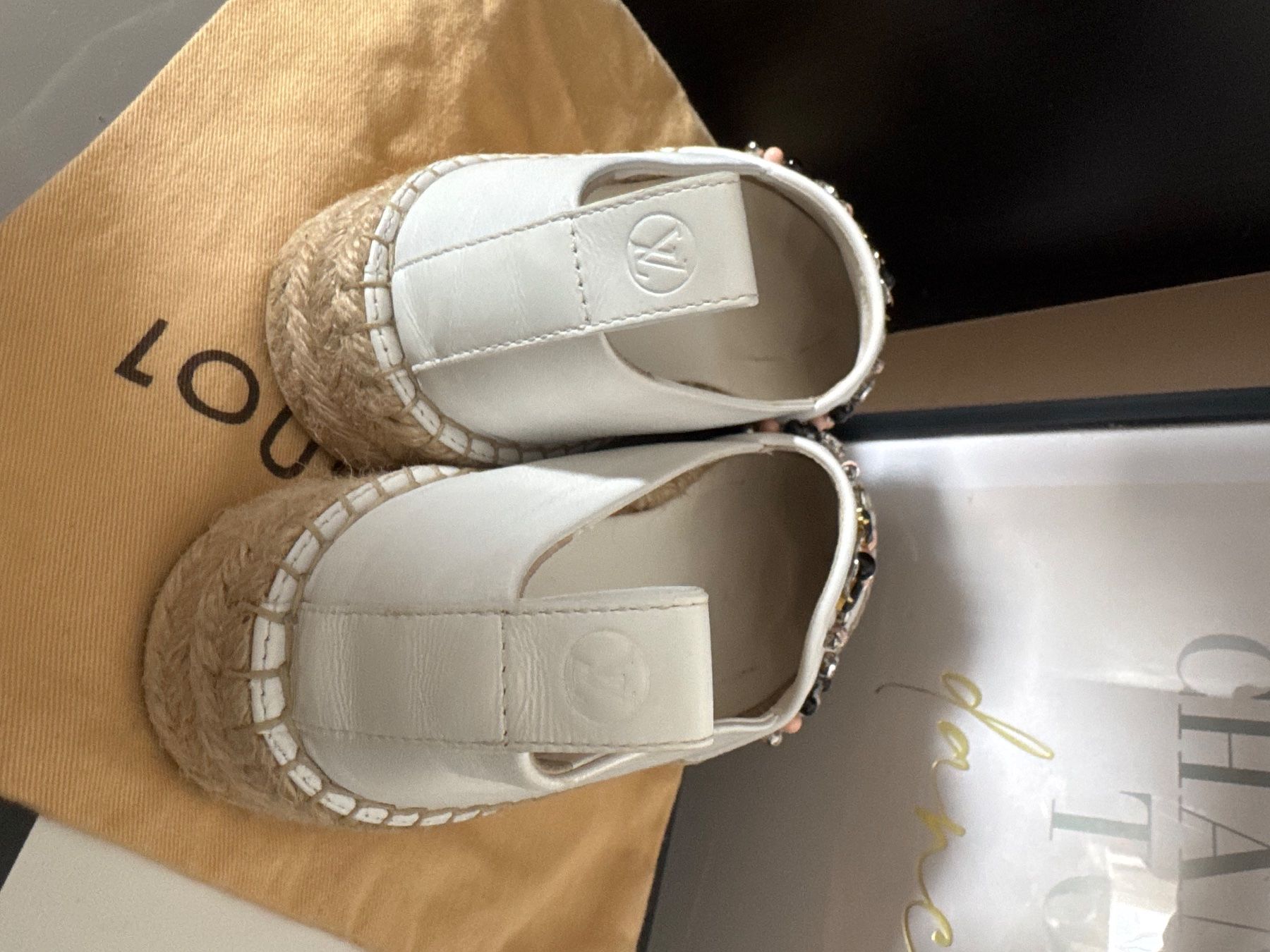 Louis Vuitton Scarpe da donna: LOUIS VUITTON LEATHER ESPADRILLE – Usato da Les Geneveys-sur-Coffrane venduto da LVMM 3