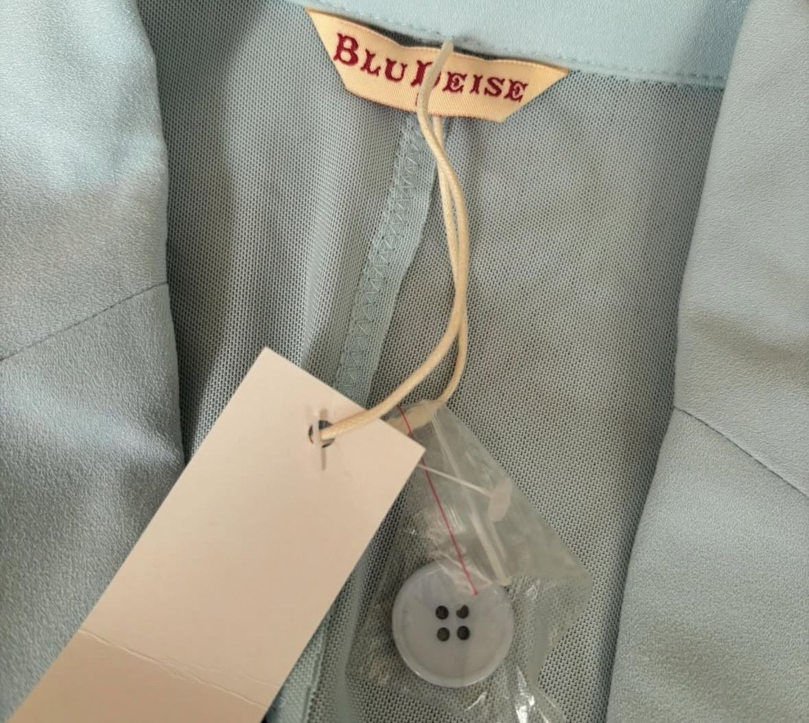 Giacche: Hellblauer Sommerblazer von Blu Eise - Gr. XS/S, Neu! – Nuovo e nell'imballaggio originale da Basel venduto da ray_kbb5 4