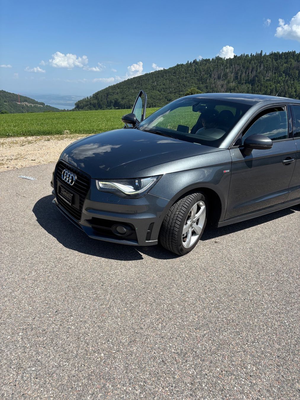Audi Automobili: Audi A1 S-line 1.4L de 2013 122ch – Usato da Ste-Croix venduto da jac_zf8r