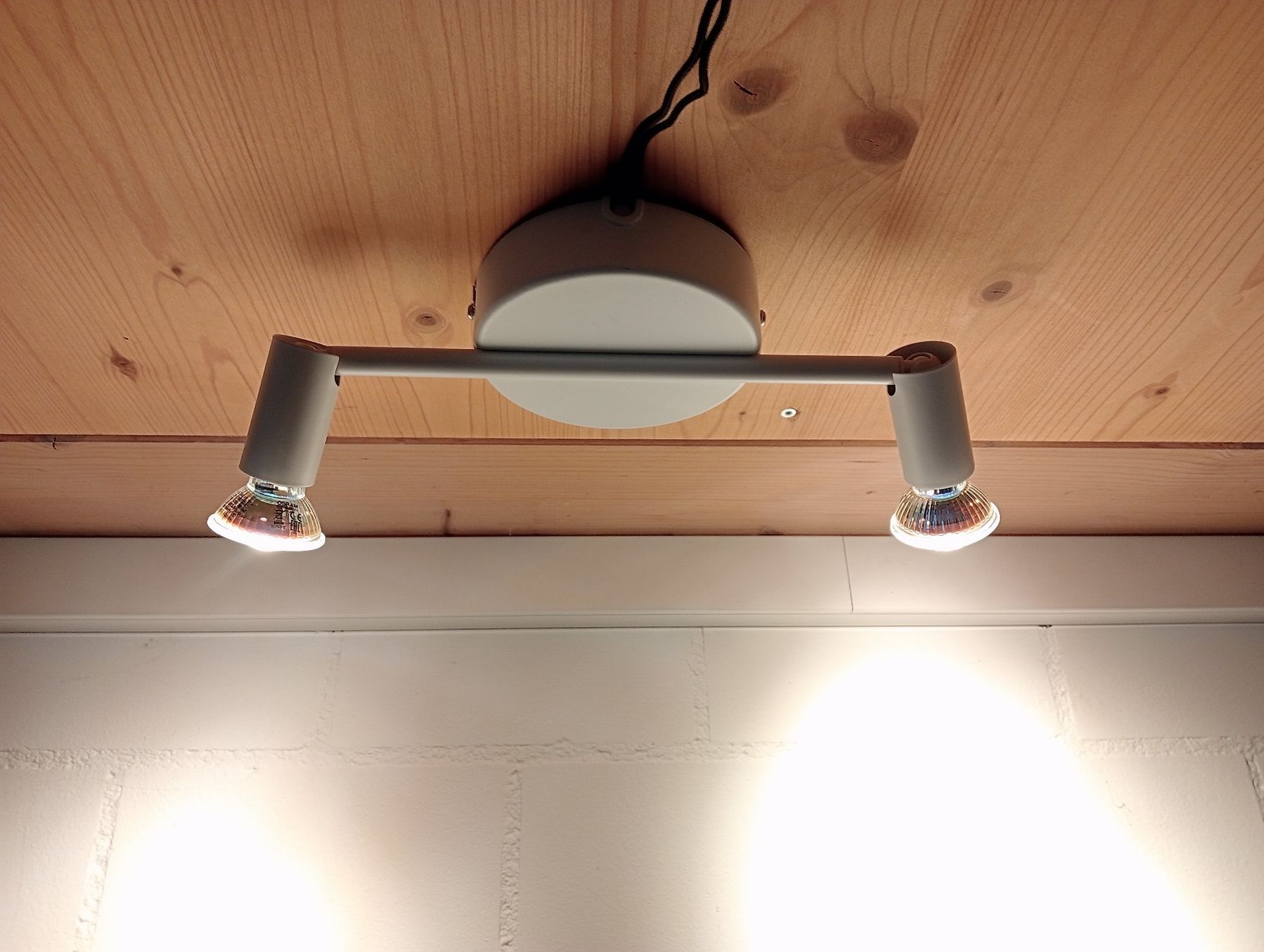 Lampadari & plafoniere: Deckenspot 2er, weiss, wie Neu! – Usato da St.Niklausen LU venduto da Wirdbereitsverwendet 1
