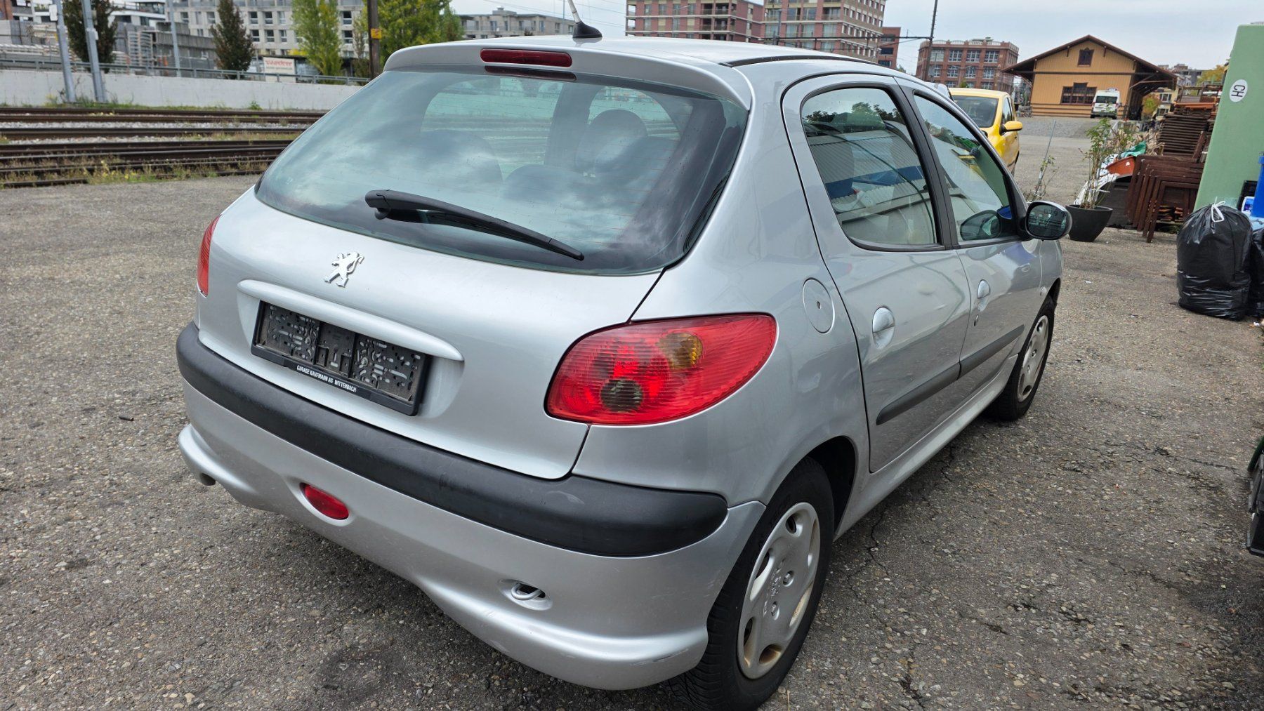 Peugeot Automobili: Peugeot 206 Automat – Usato da Arbon venduto da .Tropxe. 2