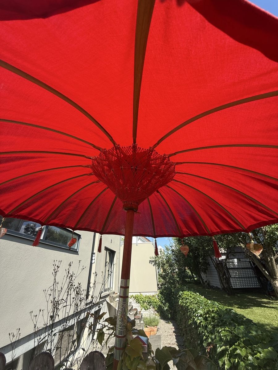 Sonnenschirme: Sonnenschirm von Bali – Gebraucht aus Widnau von Freimmo 1