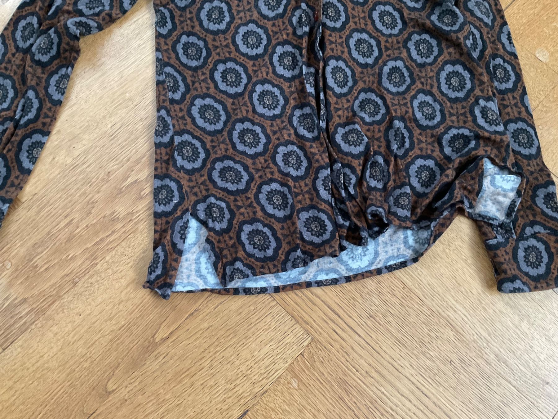 Maliparmi Camicette: Blusenshirt von Maliparmi – Usato da Bern venduto da Gabriela32 1