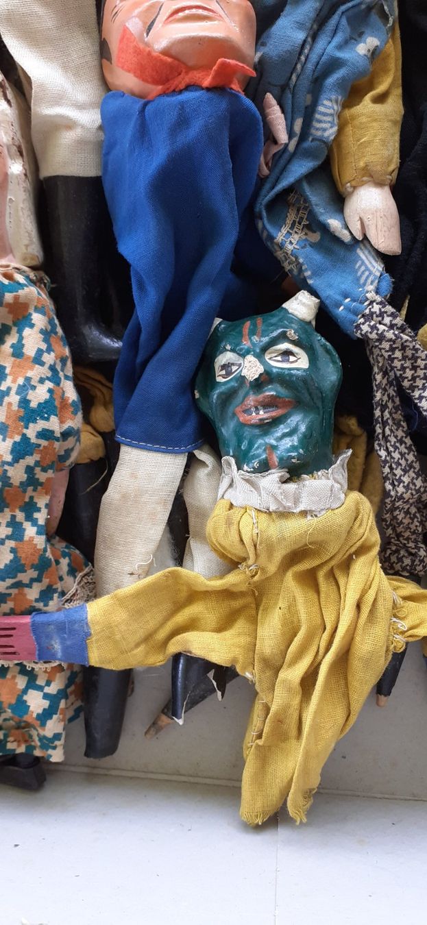 Giocattoli: Antike Kasperlefiguren - Lot – Usato da Mörschwil venduto da antiksalon 9