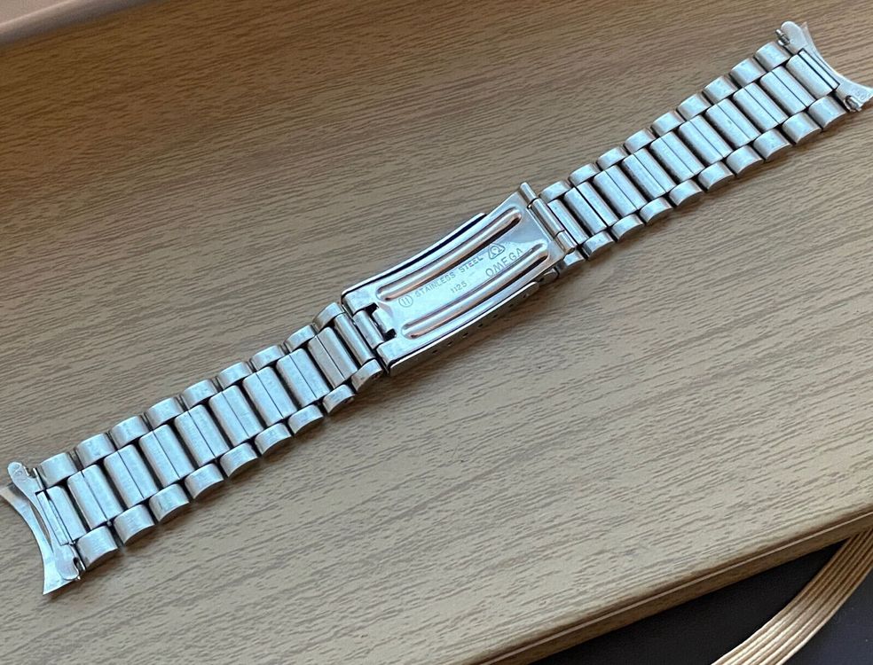 Omega 1125 hotsell