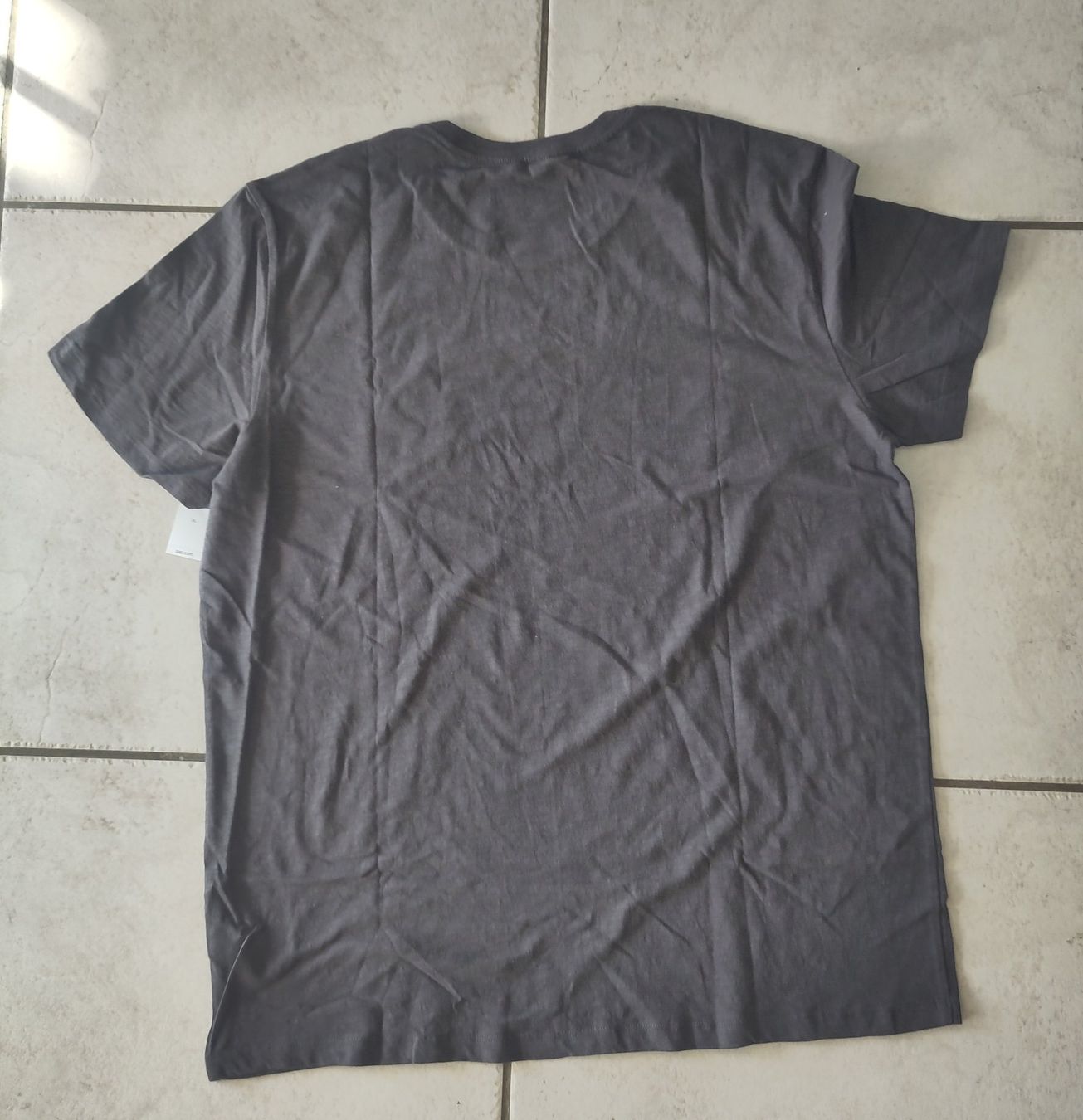 Gap T-Shirts: Neues GAP "State 1969" T-Shirt, XL, Anthrazit – Neu und originalverpackt aus Münchenwiler von  1