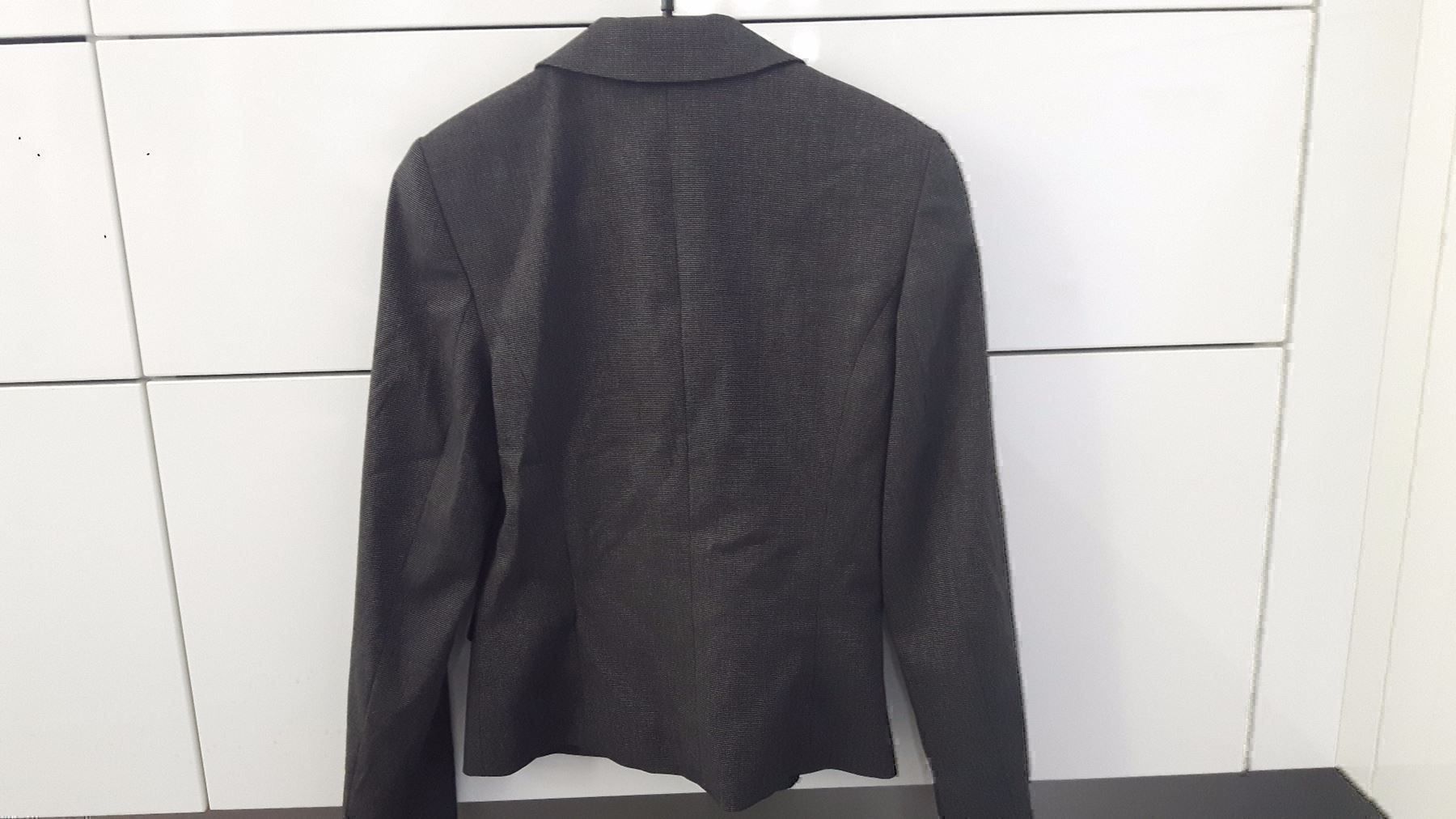 Esprit Completi & Tailleur: Esprit Blazer Schwarz-Grau Grösse 32 – Nuovo e nell'imballaggio originale da Beckenried venduto da Havacola 1
