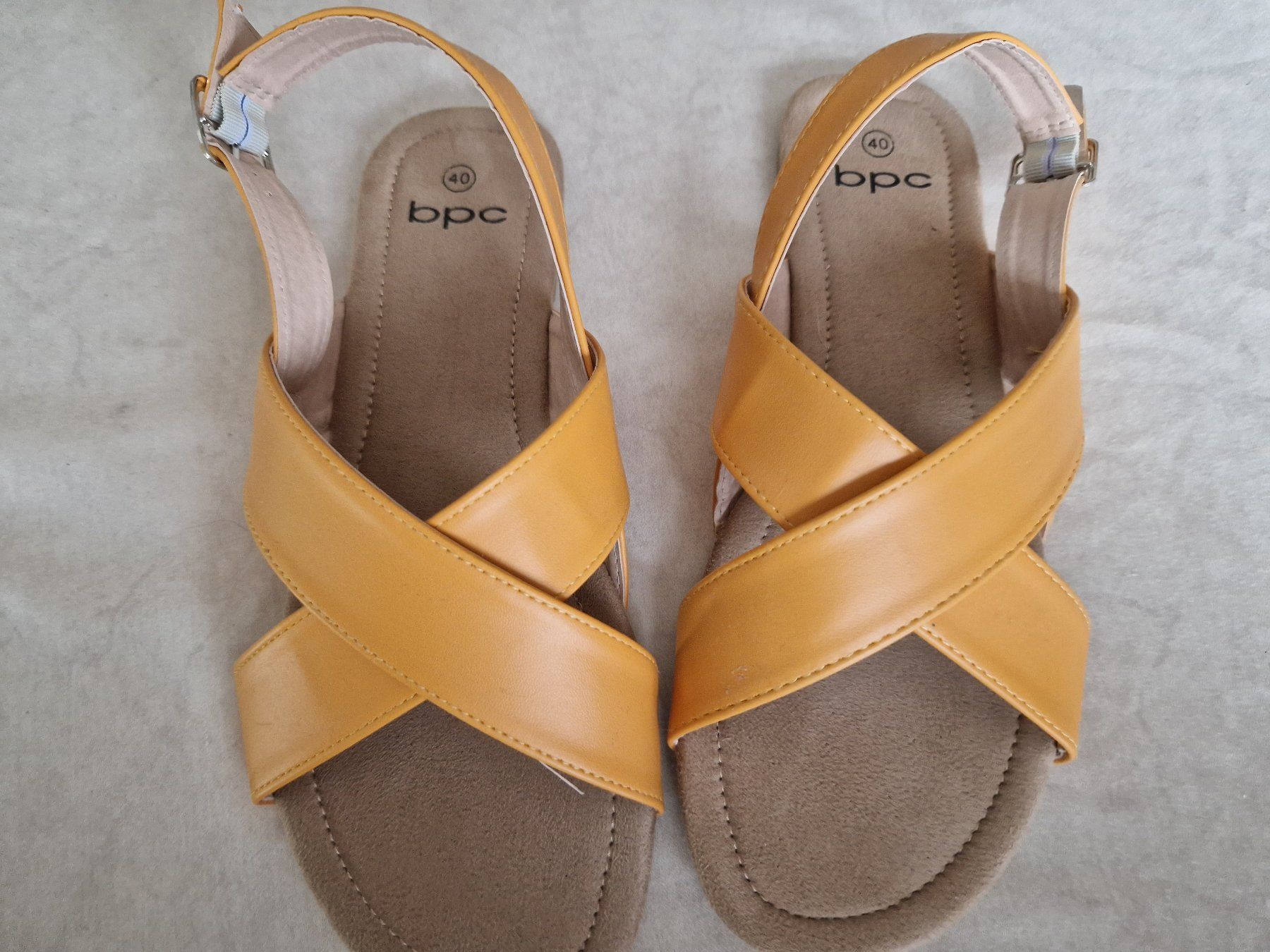 Scarpe da donna: Sandale Gelborange – Nuovo (secondo la descrizione) da Niederbipp venduto da Trude04 4