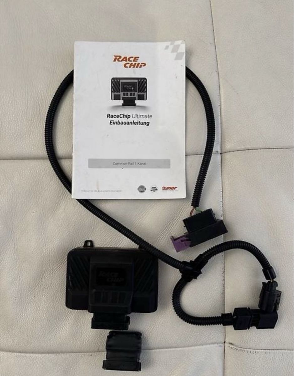 Land Rover Tutti pezzi di ricambio auto: RaceChip Ultimate Defender TD4 Puma | Leistungssteigerung – Usato da Luzern venduto da ca5_s8fx 4