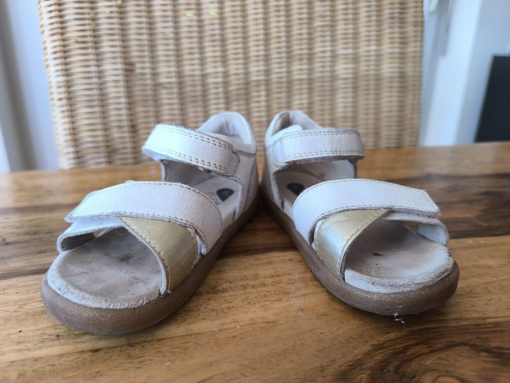 Bobux Chaussures garçon: Bobux Sandalen weiss gr 23 – D'occasion à St Gallen par atc_6bwp 1