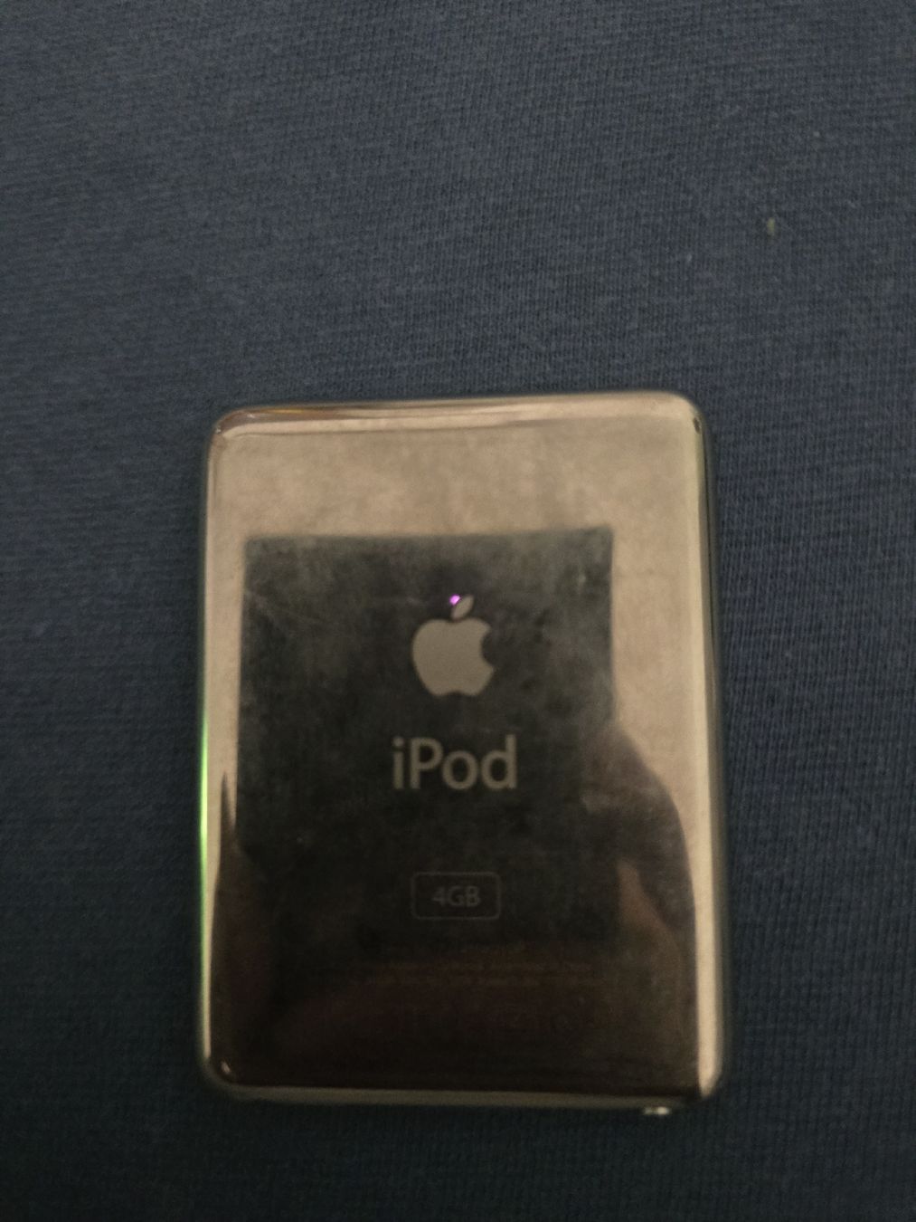 Apple Lettore multimediale portatile: iPod nano (3. Generation) – Usato da Brunnadern venduto da juni67 2