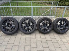 Audi / VW Winterräder / Winterreifen 235/50R19 schwarz