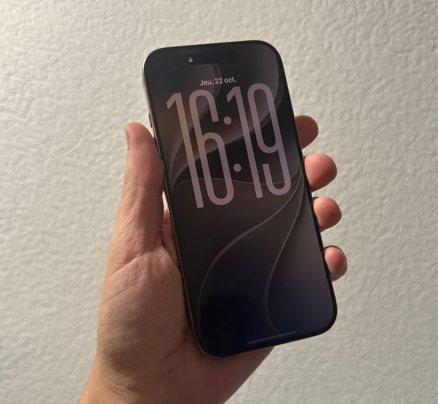 Apple Telefoni cellulari / Smartphones: iPhone16 Pro - Desert Titanium - 512 GB – Usato da Moudon venduto da LeCollectionneur 3