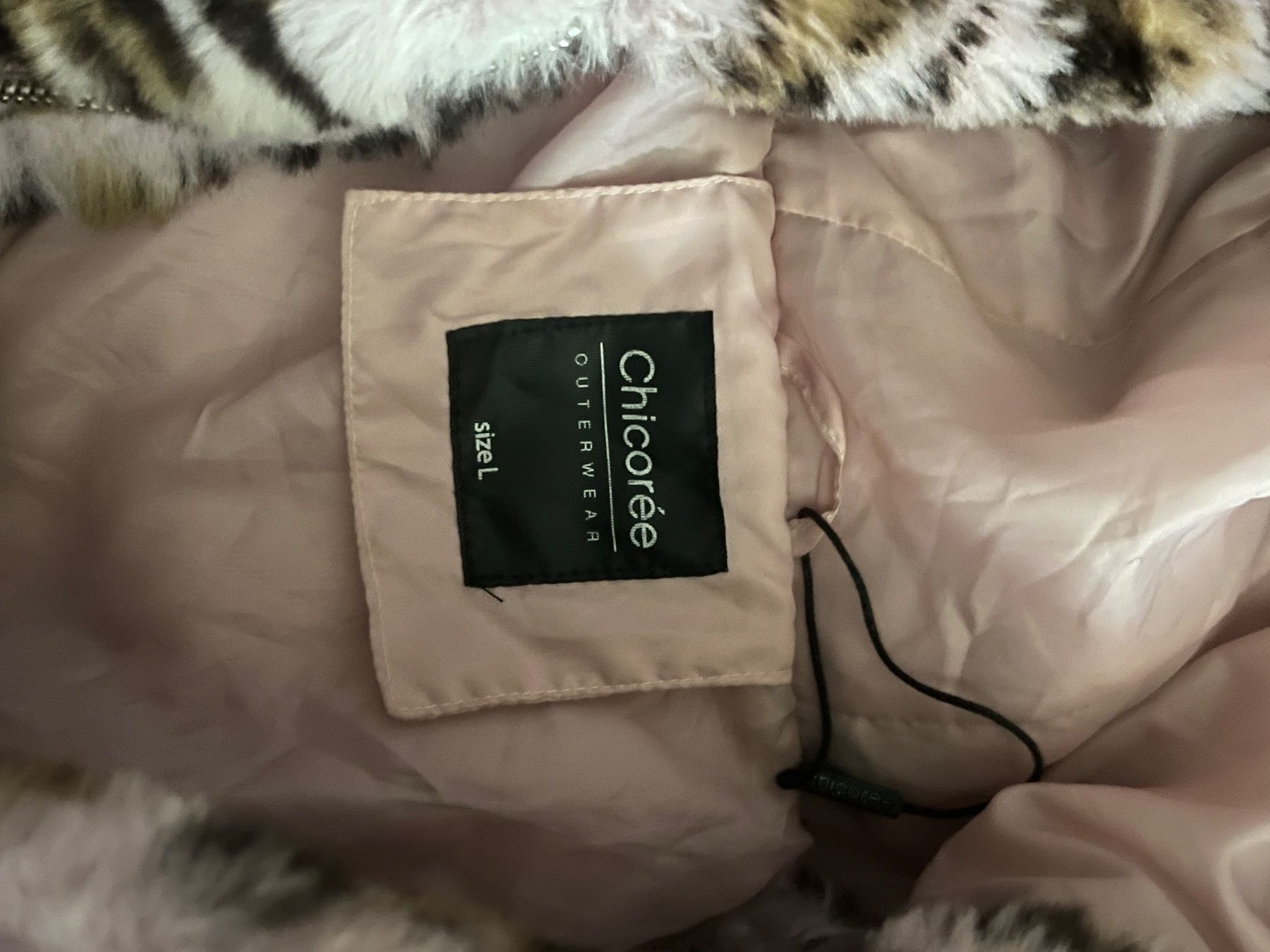 Giacche & Cappotti: Veste à capuche  fourrure, taille L – Usato da Biel/Bienne venduto da glaewynnshop 3