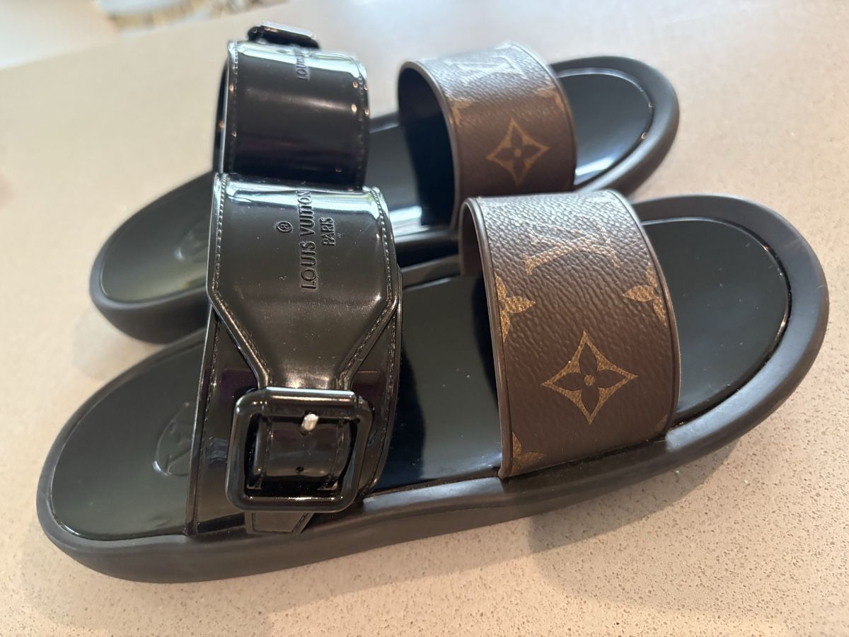 Louis Vuitton Scarpe da donna: Original Louis Vuitton Sunbath Flat Mule-Quittung vorhanden – Usato da Willerzell venduto da Laura0155 3