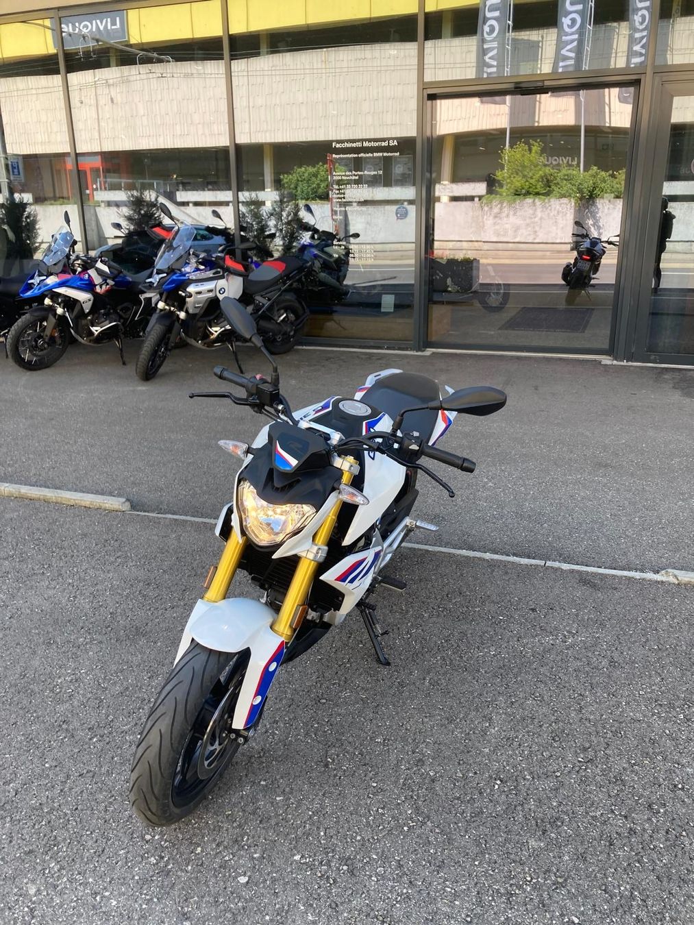 BMW Strada: BMV g310 – Usato da Lausanne venduto da arm_2rhr 2