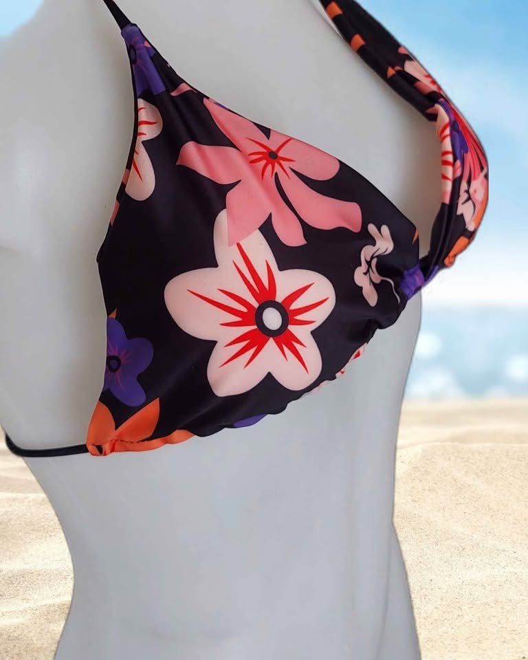 Costumi da bagno & Bikini: Sommer Bikini-Top Neckholder Blumenmuster Gr. S – Nuovo e nell'imballaggio originale da Aarburg venduto da Hystoria 1