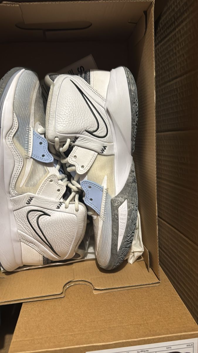 Nike Scarpe da uomo: Nike Zoom Freak 4, taille 42, – Usato da Lausanne venduto da ver_tg8y