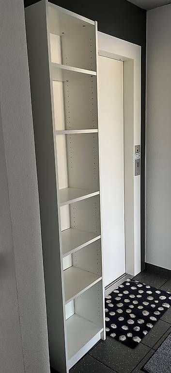 Scaffali: Billy IKEA Regal schmal – Usato da St. Gallen venduto da steppenpferdchen 2